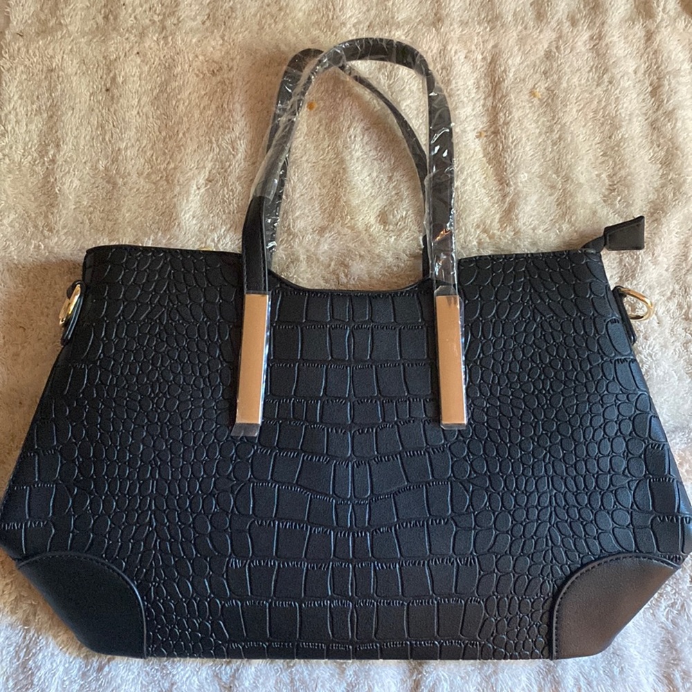 Brand new purse